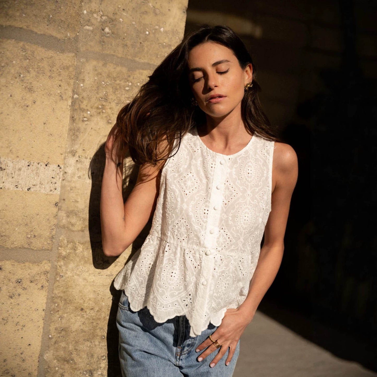Duovia Women's Cotton Embroidered Sleeveless Top White Loose Fit